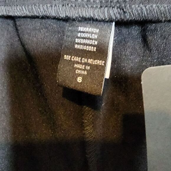 6X Short 30W Torrid Black Millenium Stretch Pixie Pant Compression Stretch Ankle - Picture 8 of 10